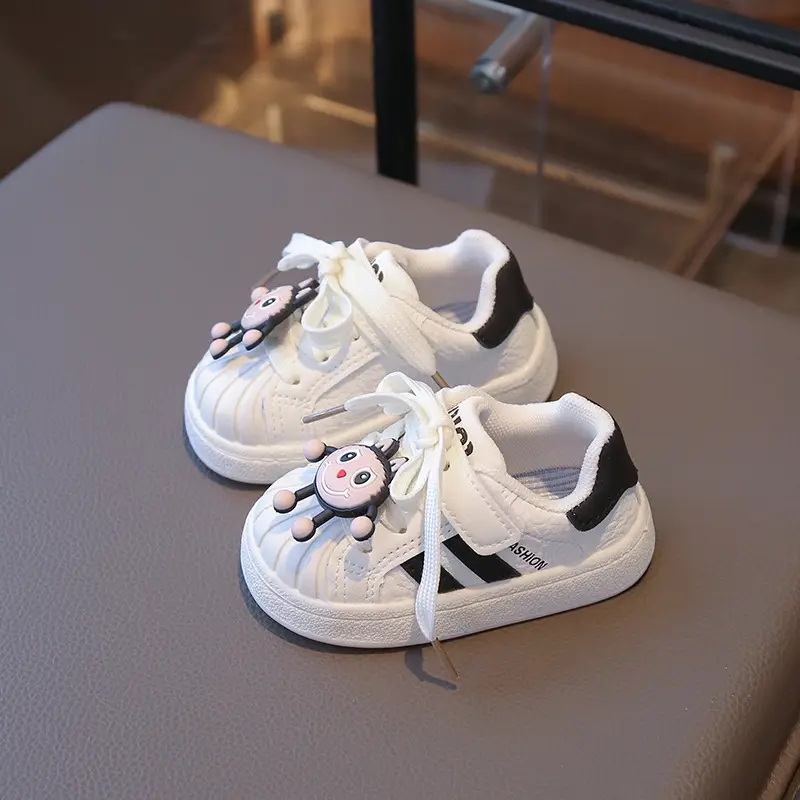 Baby Girl's Shoes, Baby Toddler Shoes, Spring & Fall Soft-Soled Fashionable Shoes for 1 to 3-Year-Old Baby Girls, Fashionable Soft Leather Shoes
