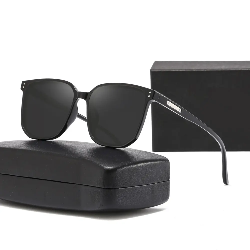 Square Frame Sunglasses for Women with Gradient Lens