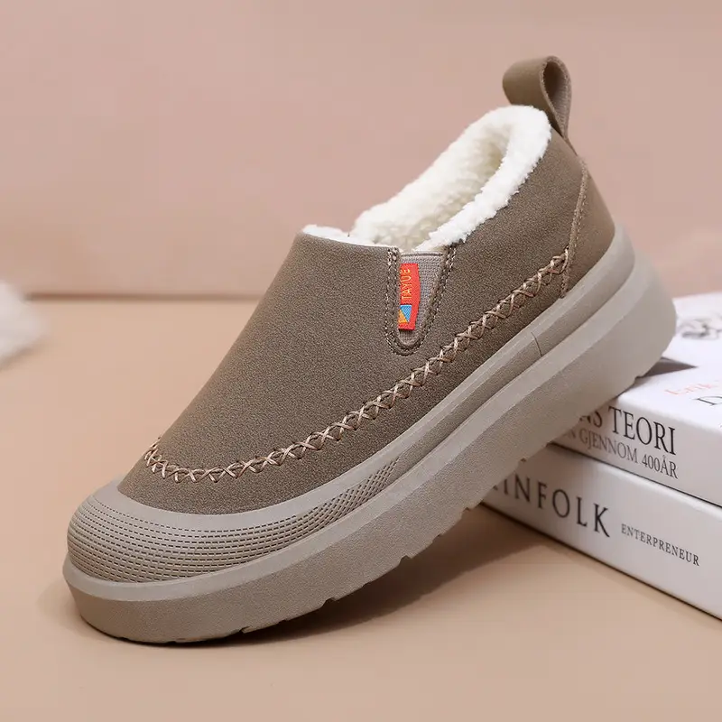 Women's Shoes, Warm and Cold-Resistant Cotton Shoes, Fashionable and Versatile Anti-Ski Boots, Women's Casual and Comfortable Slip-On Mom's Shoes - Image 2
