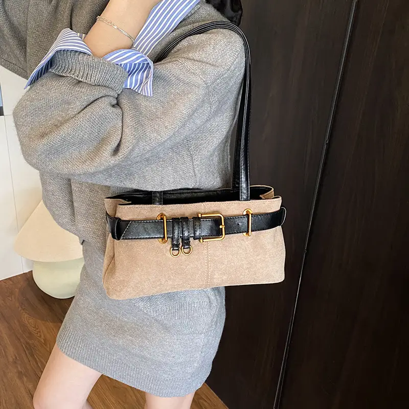 Retro Suede Armpit Bag Brown 2025 - Image 9
