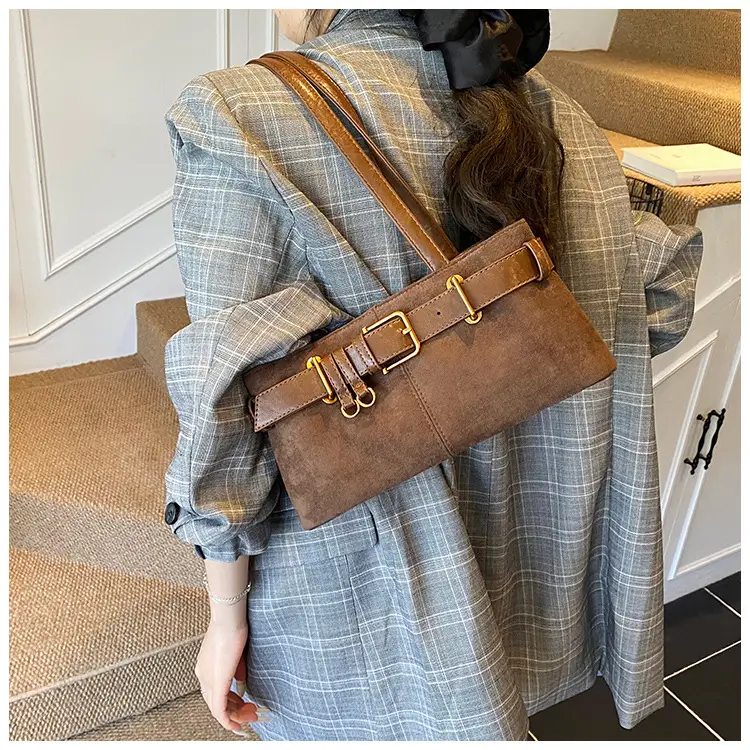 Retro Suede Armpit Bag Brown 2025 — feature 20