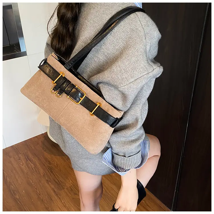 Retro Suede Armpit Bag Brown 2025 — feature 33