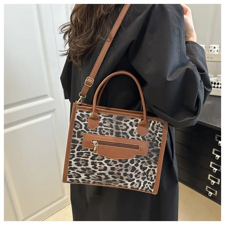 Leopard Print Crossbody Bag Women 2025 New Autumn — feature 10