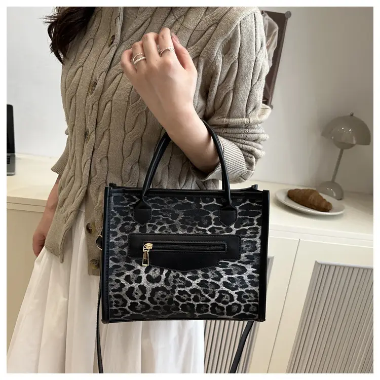 Leopard Print Crossbody Bag Women 2025 New Autumn — feature 19