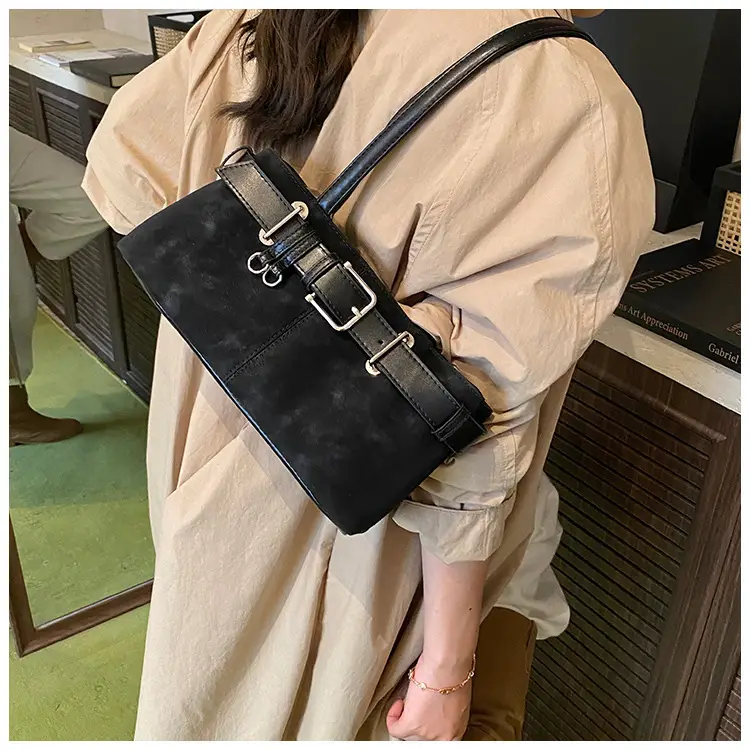 Korean Style Brown Leather Shoulder Bag for Women — feature 14