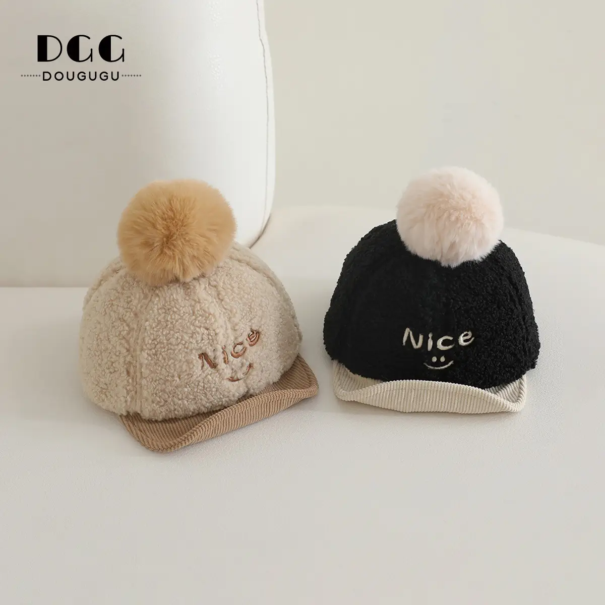 Cute Plush Peaked Hat for Boys Girls Winter — feature 2