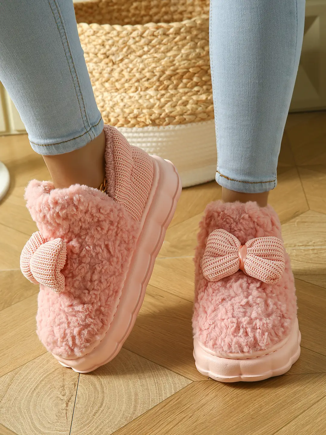 2025 Cotton Slippers for Women in Autumn and Winter Indoor Home Thick-Soled Fleece-Lined Warm Outer Wear Family Confinement Cotton Shoes for Women — feature 2