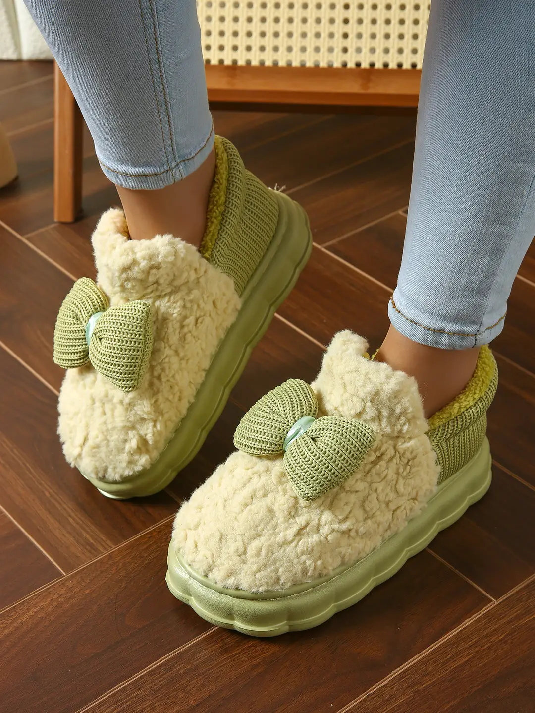 2025 Cotton Slippers for Women in Autumn and Winter Indoor Home Thick-Soled Fleece-Lined Warm Outer Wear Family Confinement Cotton Shoes for Women — feature 6