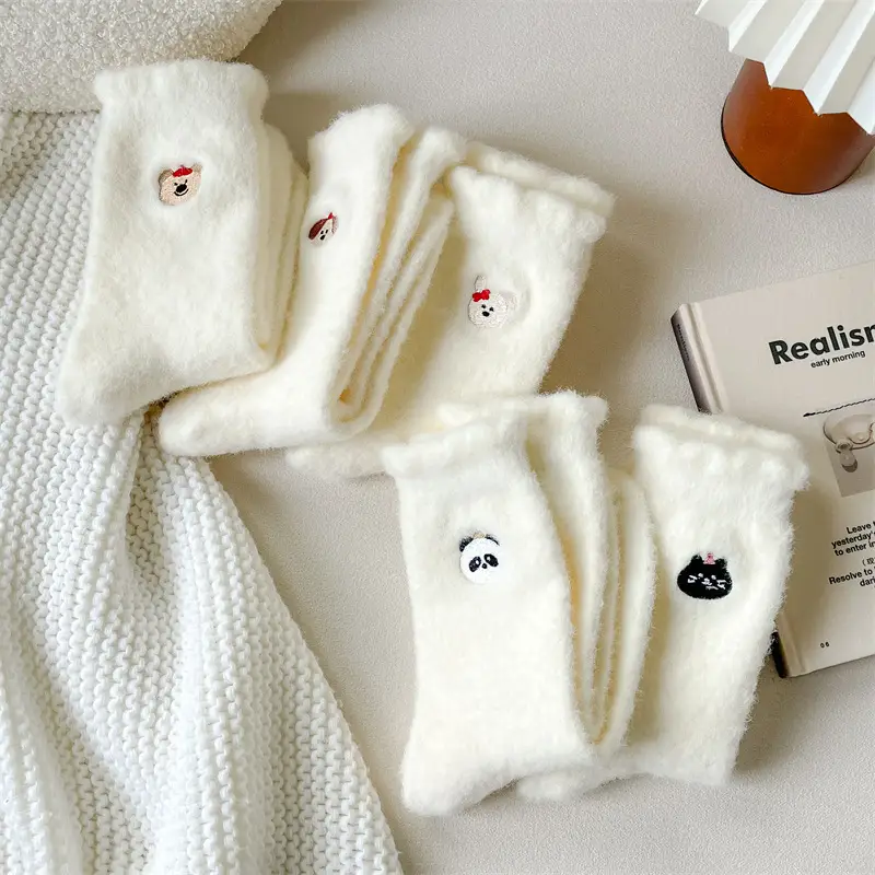Spring, Autumn and Winter Plush Soft Socks for Women, Fleece-Lined and Thickened, Cute Cartoon Mid-Calf Socks, High-End Warm Sleep Socks