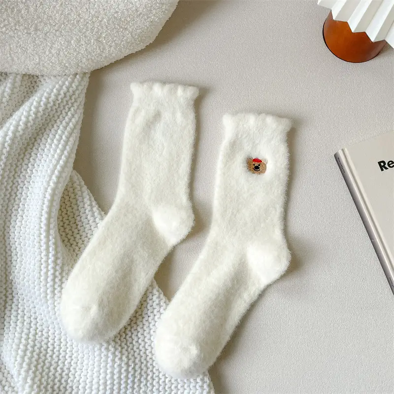 Spring, Autumn and Winter Plush Soft Socks for Women, Fleece-Lined and Thickened, Cute Cartoon Mid-Calf Socks, High-End Warm Sleep Socks