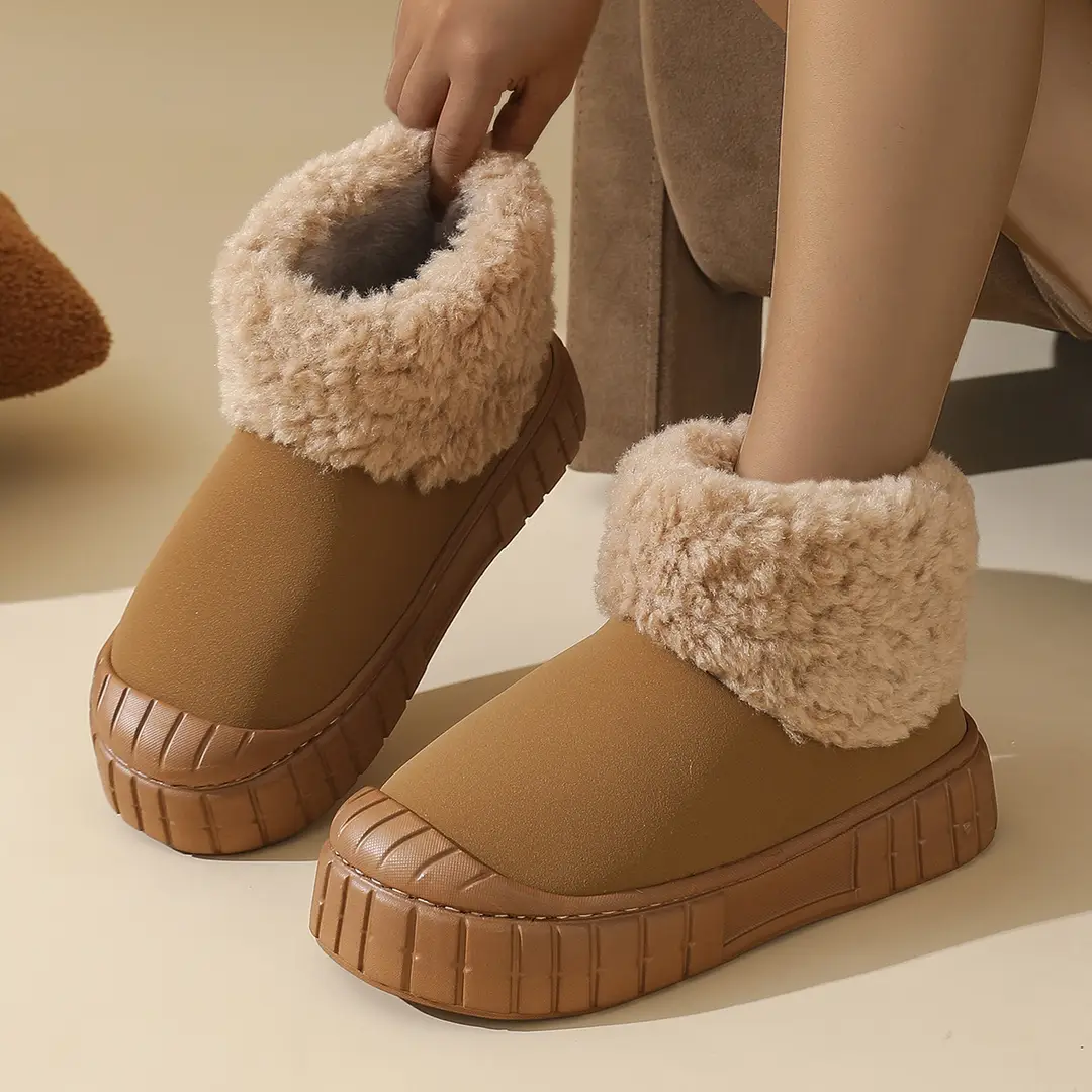 High-Top Snow Boots for Women, 2025 New Winter Style, Fleece-Lined, Thickened, Waterproof, Non-Slip, Northeast-Style Large Cotton Shoes for Women - Image 3