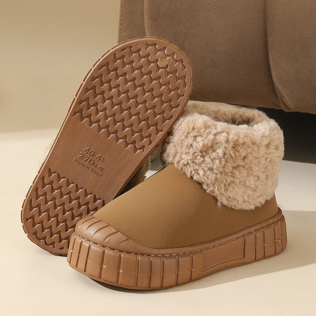 High-Top Snow Boots for Women, 2025 New Winter Style, Fleece-Lined, Thickened, Waterproof, Non-Slip, Northeast-Style Large Cotton Shoes for Women - Image 4