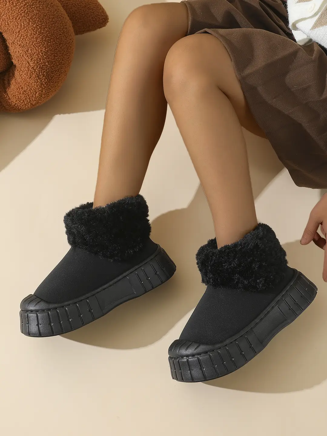 High-Top Snow Boots for Women, 2025 New Winter Style, Fleece-Lined, Thickened, Waterproof, Non-Slip, Northeast-Style Large Cotton Shoes for Women — feature 2