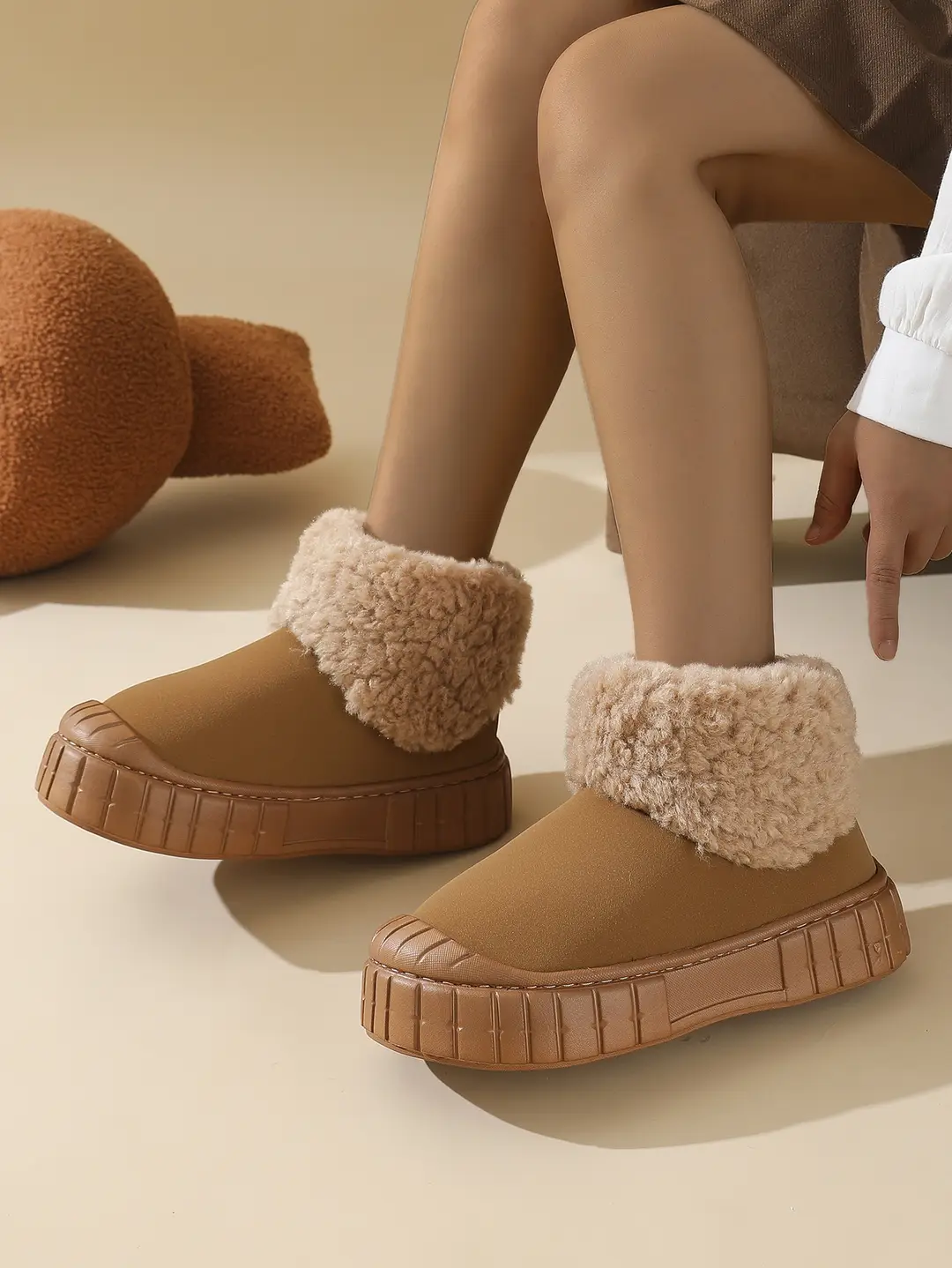 High-Top Snow Boots for Women, 2025 New Winter Style, Fleece-Lined, Thickened, Waterproof, Non-Slip, Northeast-Style Large Cotton Shoes for Women — feature 9