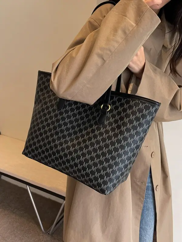 Women's Large Capacity Retro Commuter Tote Bag - Image 5
