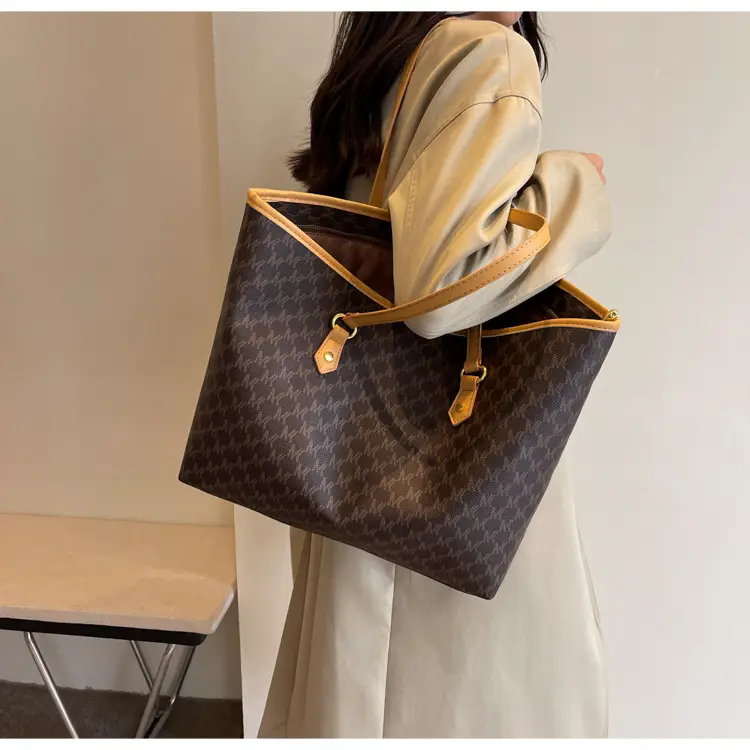 Women's Large Capacity Retro Commuter Tote Bag — feature 27