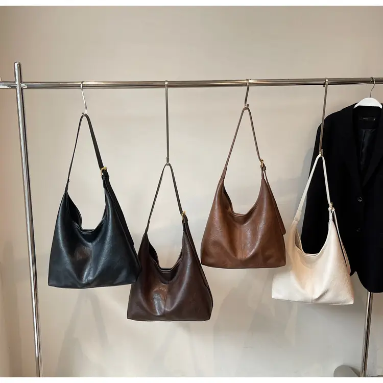 Women's Large Capacity Leather Tote Bag Brown — feature 13