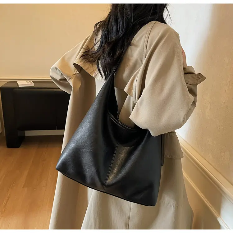 Women's Large Capacity Leather Tote Bag Brown — feature 21