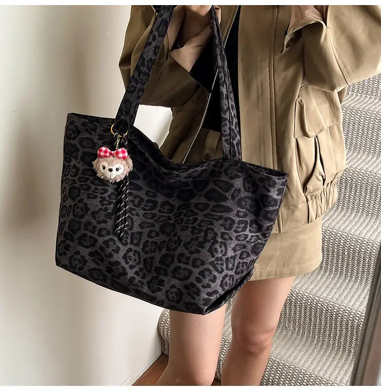 2025 Leopard Print Large Tote Bag for Women — feature 18