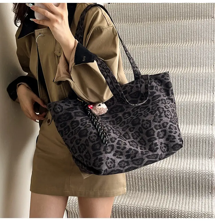 2025 Leopard Print Large Tote Bag for Women — feature 20