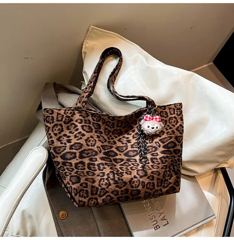 2025 Leopard Print Large Tote Bag for Women — feature 5