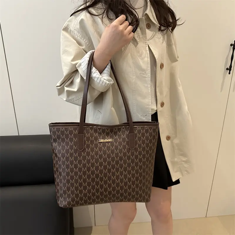 Women Large Printed Tote Bag Brown Leather Textured 2025 - Image 2