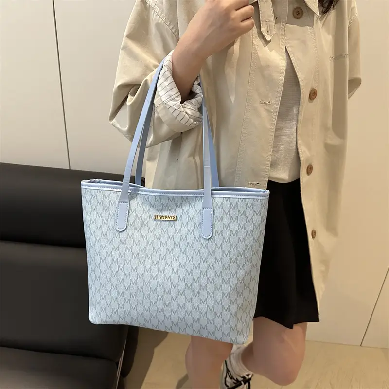 Women Large Printed Tote Bag Brown Leather Textured 2025 - Image 5