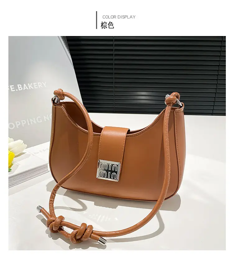 Black French Fashion Small Square Shoulder Bag 2025 — feature 13