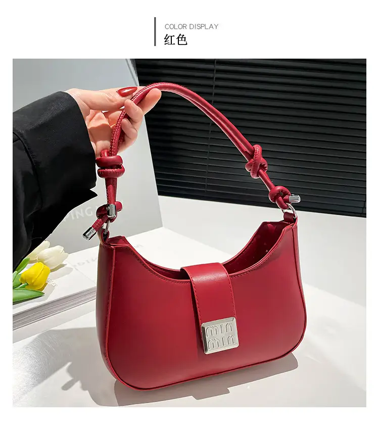 Black French Fashion Small Square Shoulder Bag 2025 — feature 14