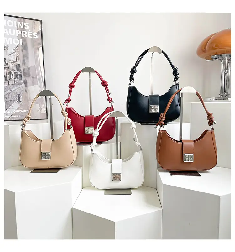 Black French Fashion Small Square Shoulder Bag 2025 — feature 15