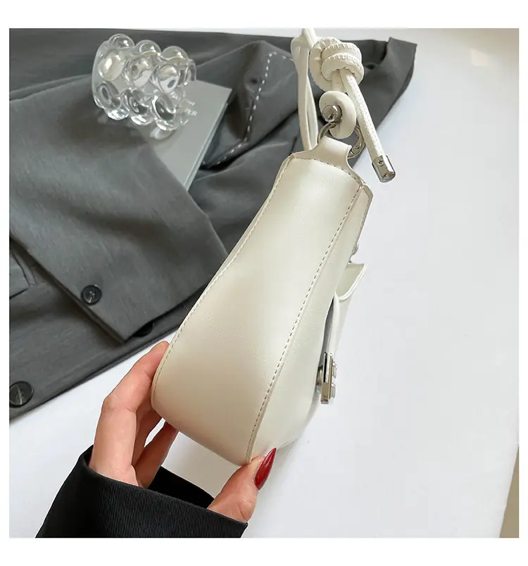 Black French Fashion Small Square Shoulder Bag 2025 — feature 23