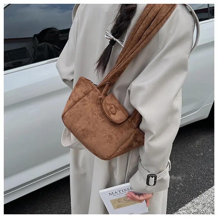 Women Suede Pleated Bag Brown Winter 2025 — feature 21