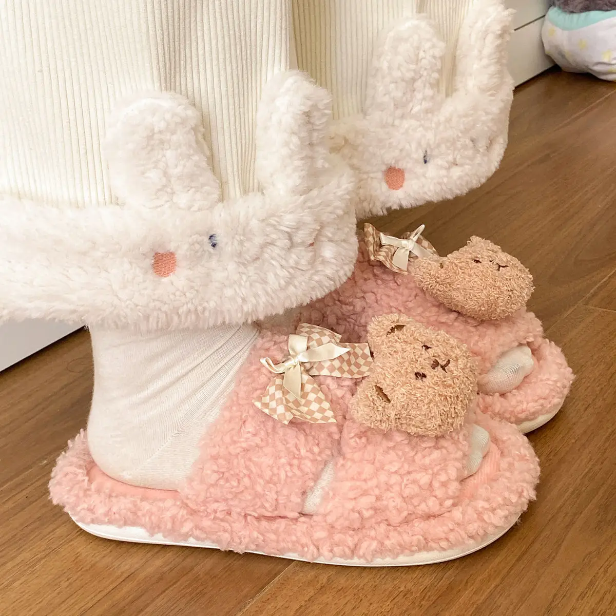 Cartoon Bear Bow Warm Flats for Girls — feature 30