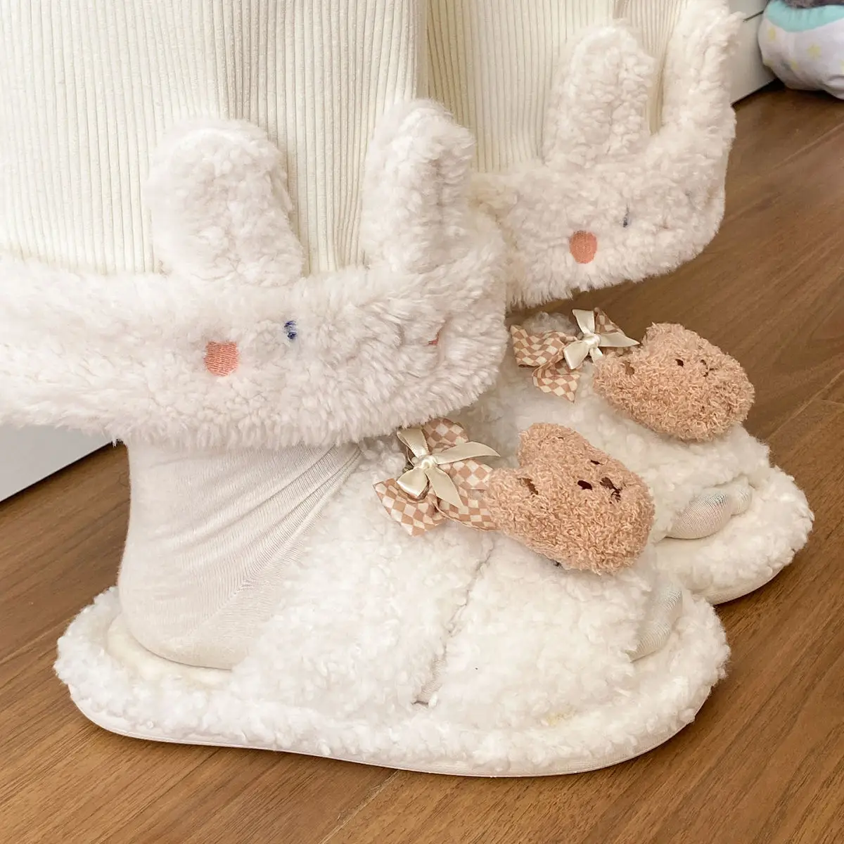 Cartoon Bear Bow Warm Flats for Girls — feature 31