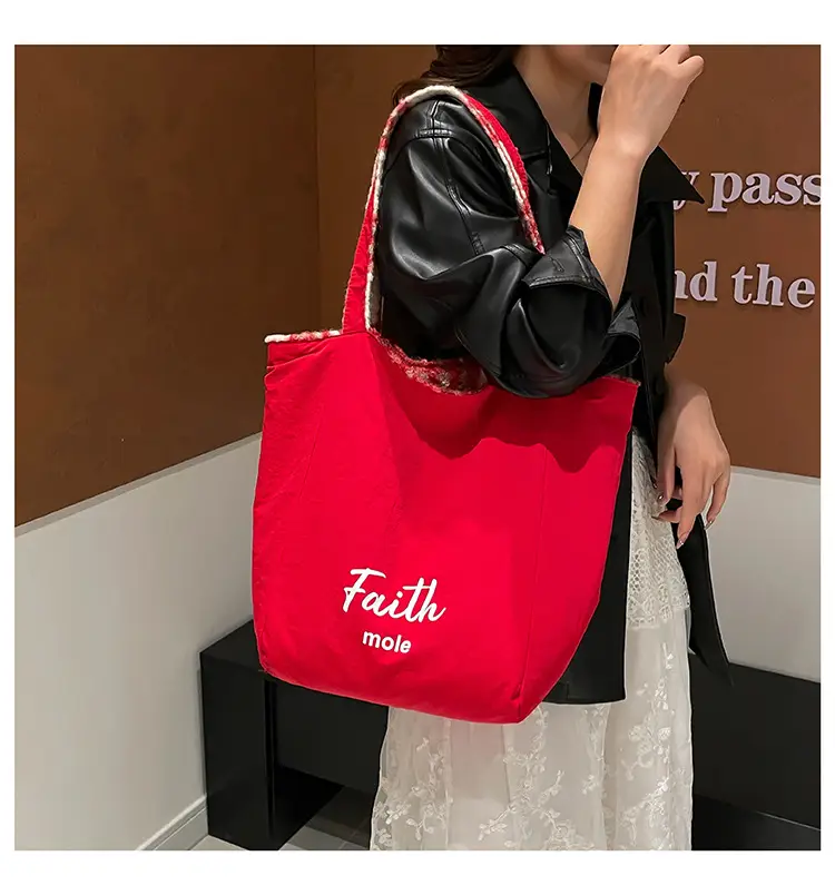 Underarm Contrast Striped Tote Bag Large Capacity Women's Fashion Plush Shoulder Bag Versatile Bucket Bag Cross-Border Foreign Trade luggage and leather goods — feature 15