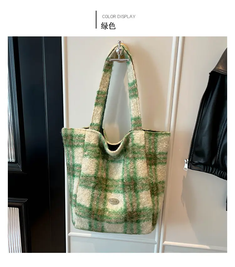 Underarm Contrast Striped Tote Bag Large Capacity Women's Fashion Plush Shoulder Bag Versatile Bucket Bag Cross-Border Foreign Trade luggage and leather goods — feature 19