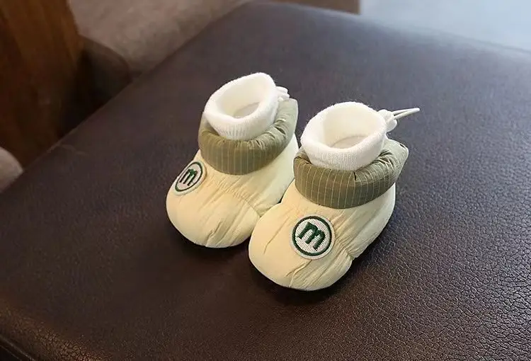 Baby Winter Soft Shoes for Men Women Warm Anti Fall — feature 4