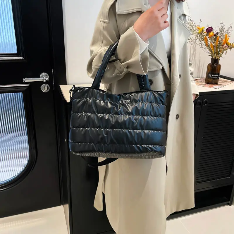Glossy Pearlescent New Tote Bag Autumn Winter Large Capacity - Image 9