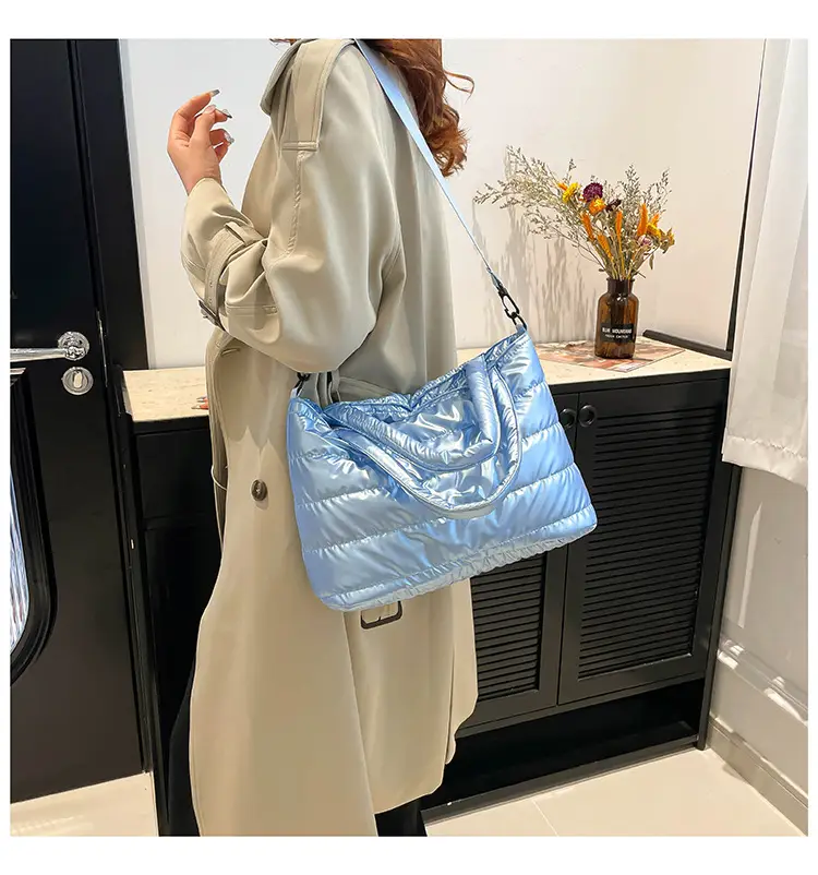 Glossy Pearlescent New Tote Bag Autumn Winter Large Capacity — feature 22