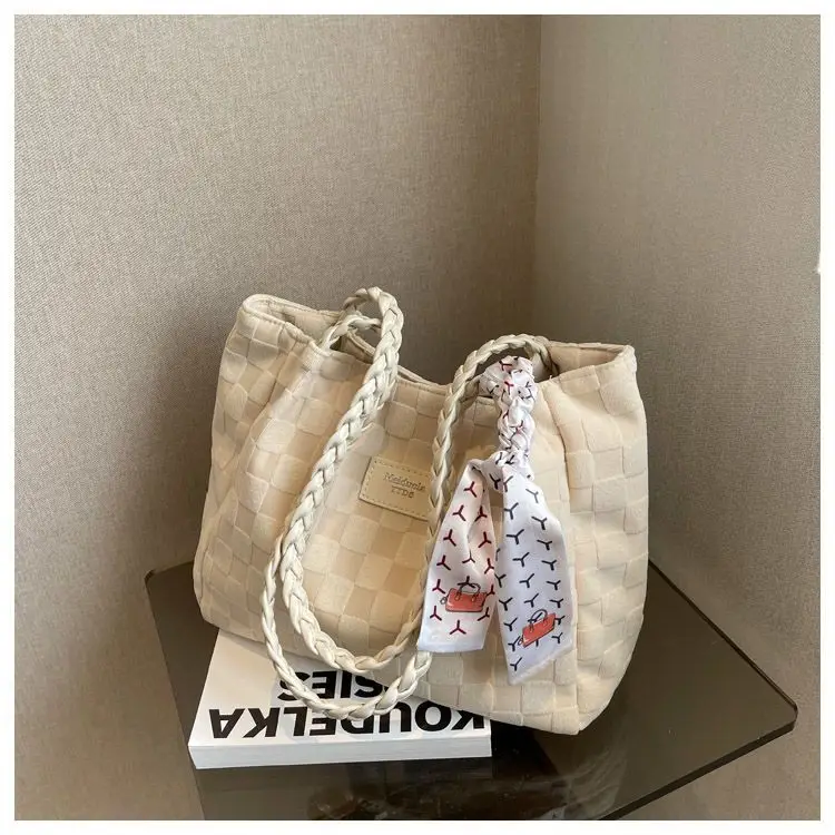 Women's Canvas Shoulder Bag Yellow White Patterned Tassel — feature 24