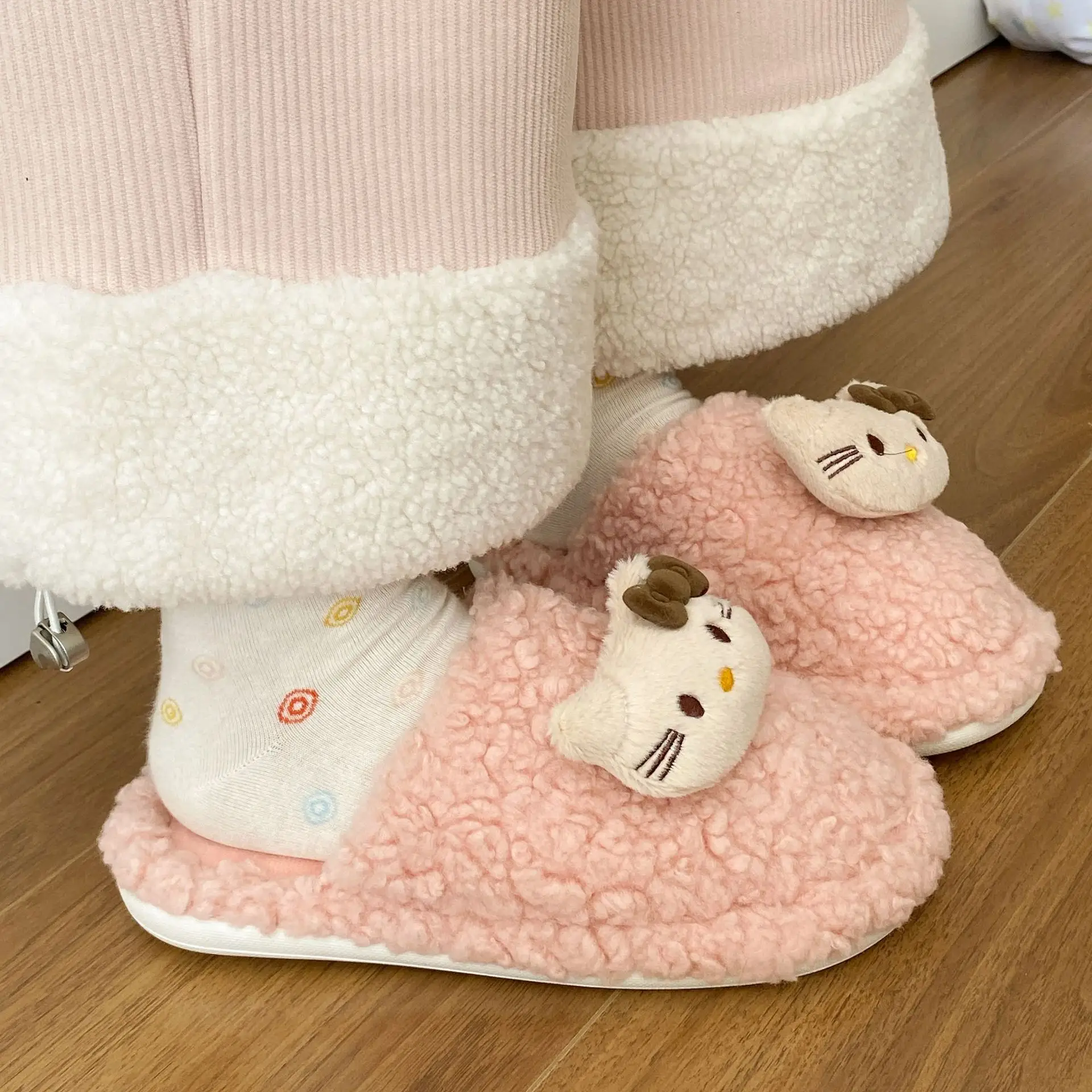 2025 Winter Cartoon Furry Cotton Slippers for Women - Image 6