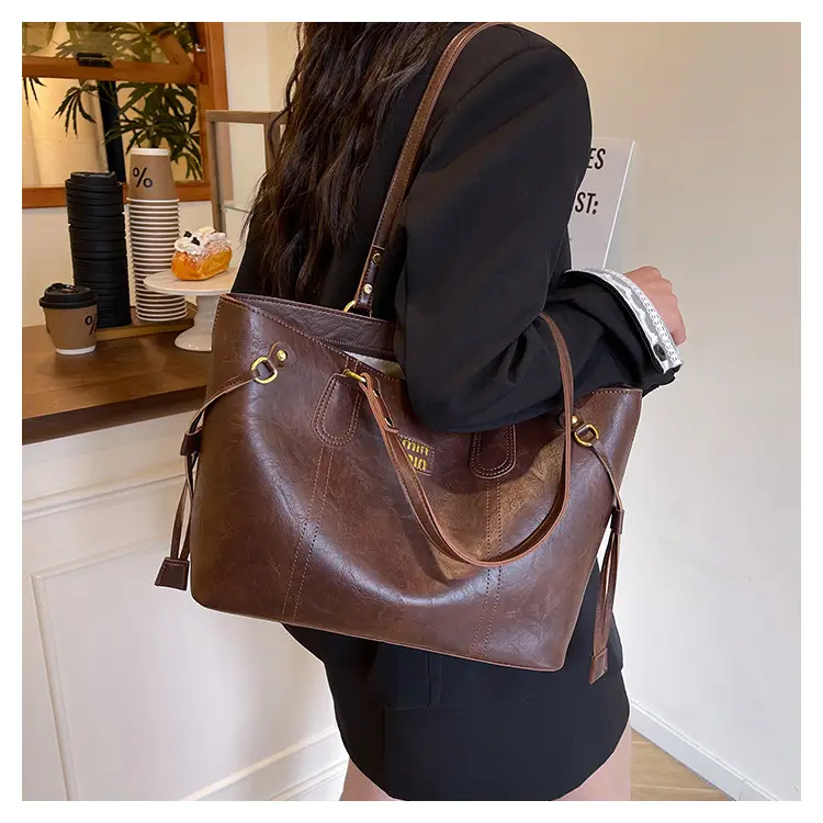 Women's Large Capacity Leather Tote Bag Brown — feature 14