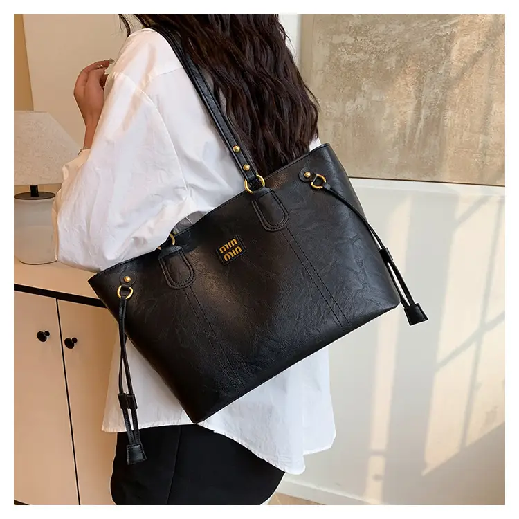 Women's Large Capacity Leather Tote Bag Brown — feature 20