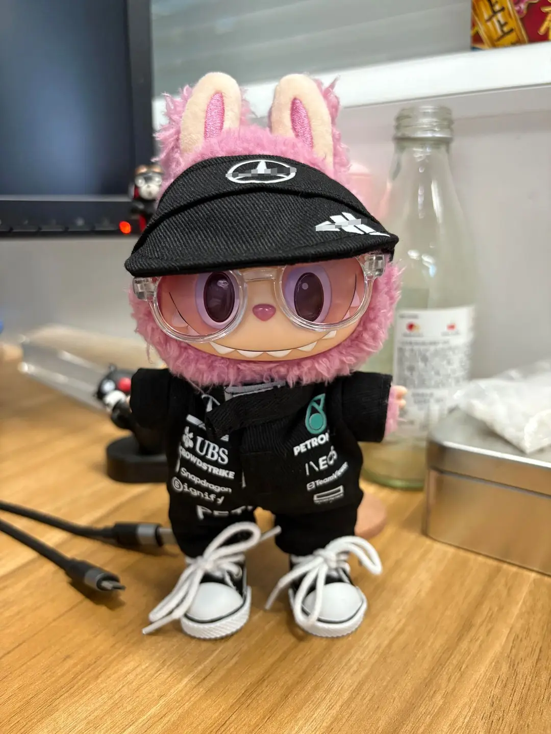 17cm Labubu Clothes Hamilton F1 Red Bull Racing Suit Labubu Baby Clothes Hat Mercedes-Benz Wholesale — feature 12