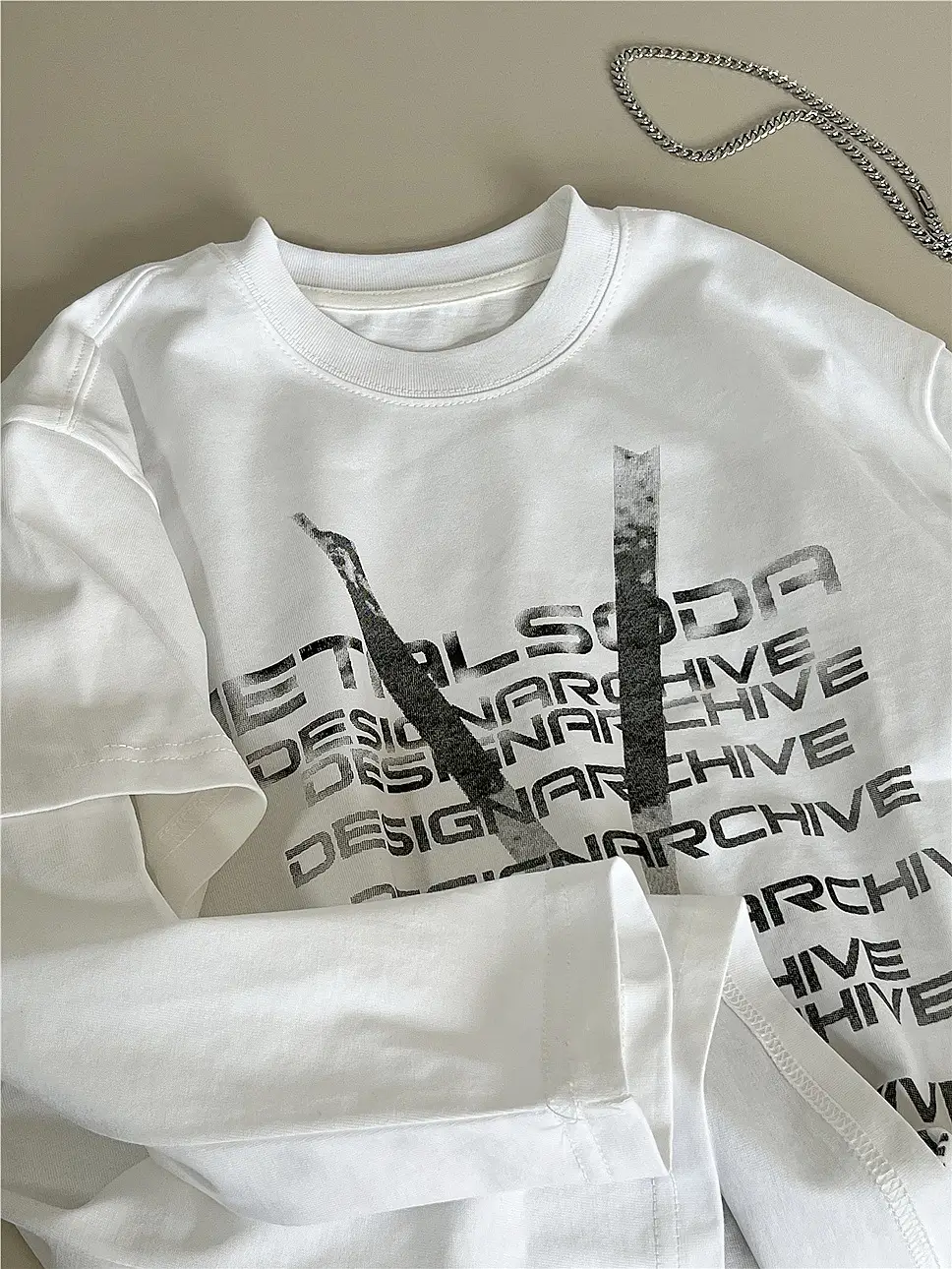 2026 Kids Sweatshirt White Graphic Design Long Sleeve T-Shirt