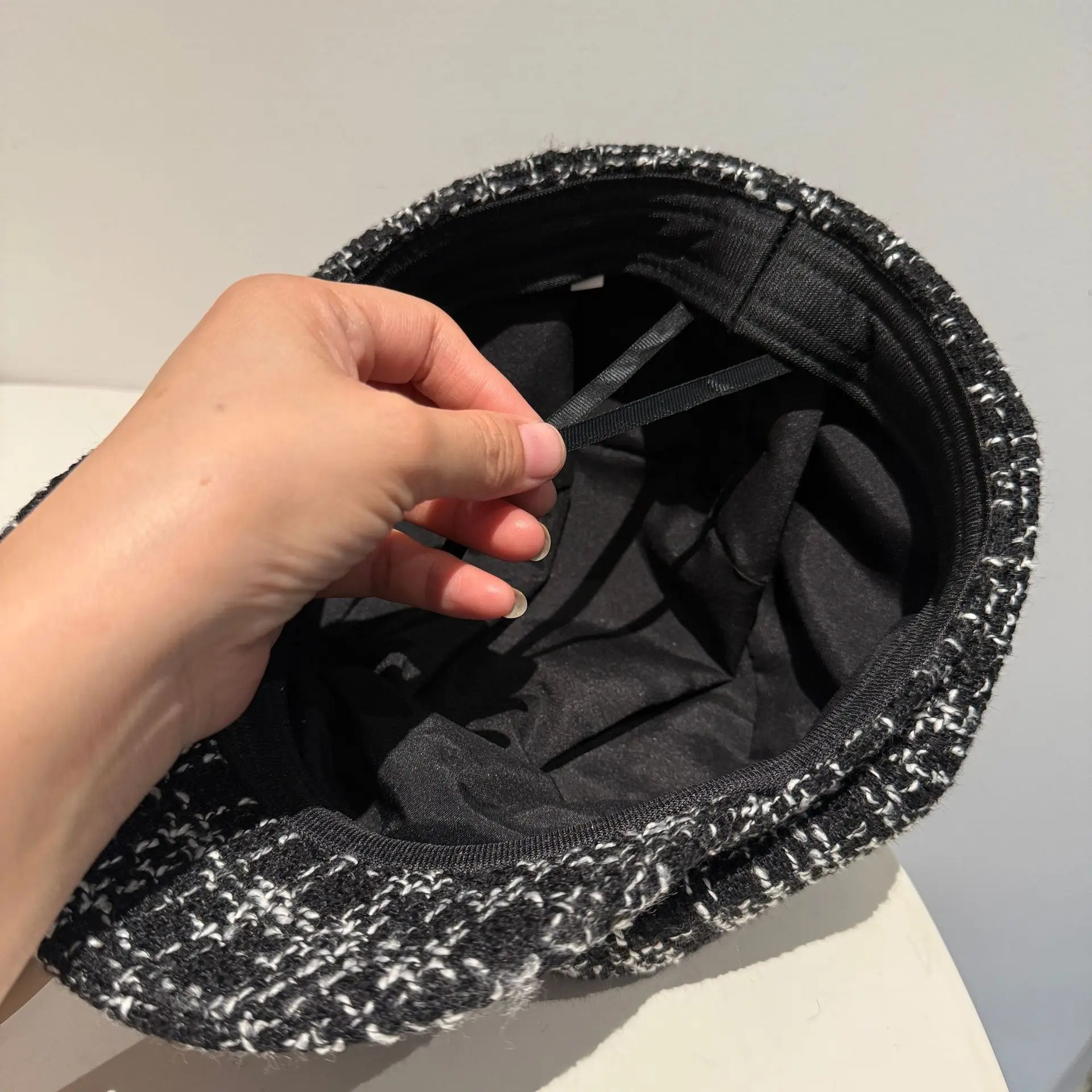 Tweed Face-Slimming Beret for Men Black Winter — feature 11