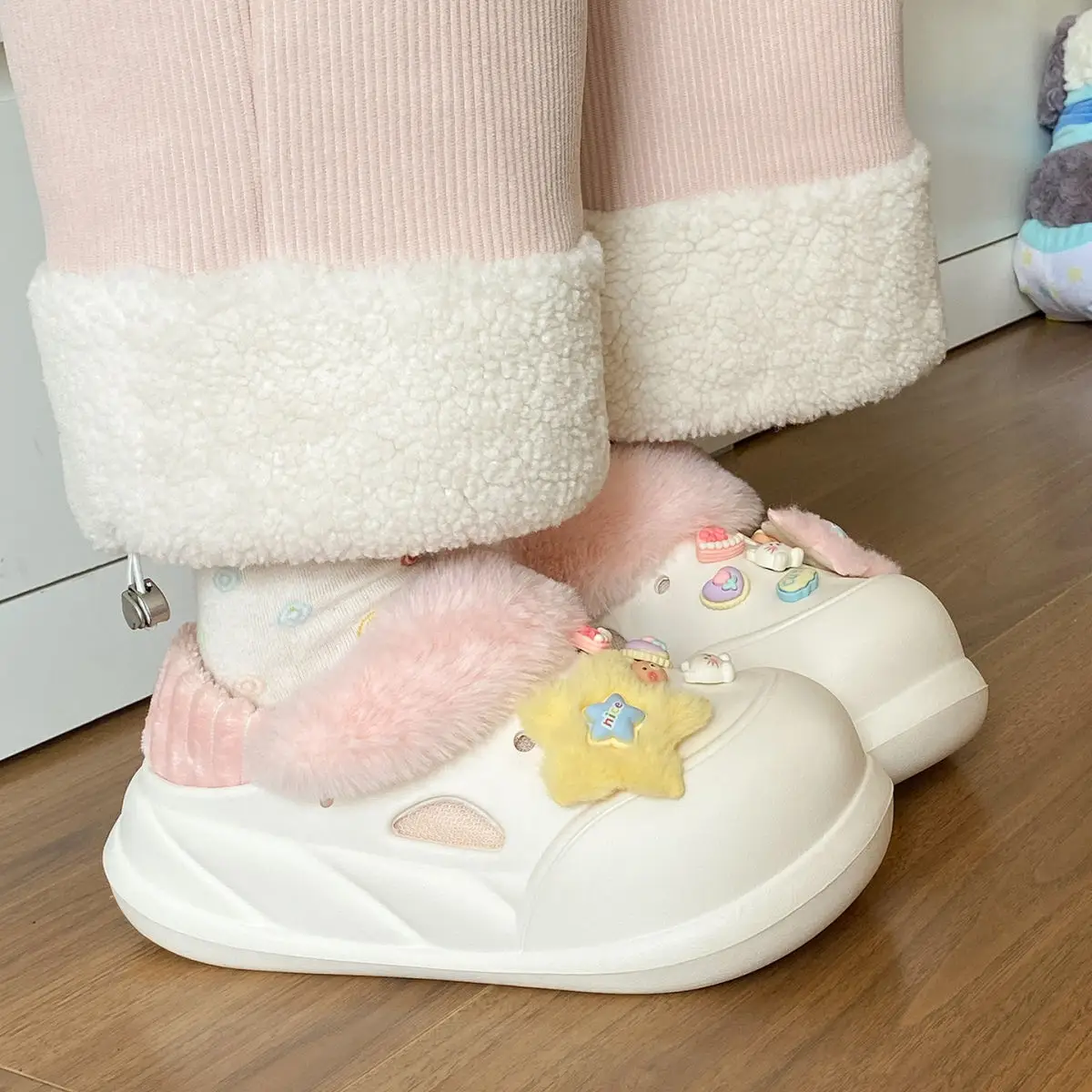 Women Winter Heart Slippers Cute Warm Eva Furry — feature 32
