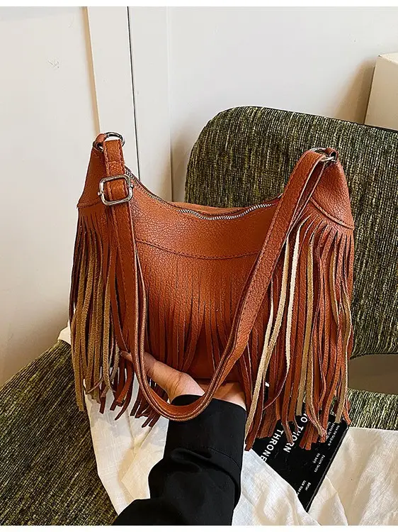 Black Tassel Shoulder Bag for Women 2026 - Image 7
