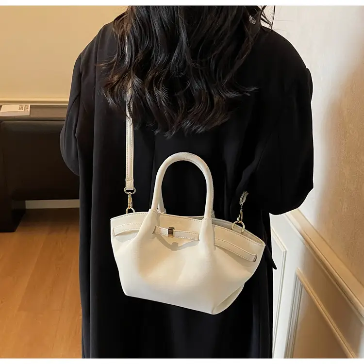 2025 New Autum Crossbody Bag Beige Leather Tote — feature 23