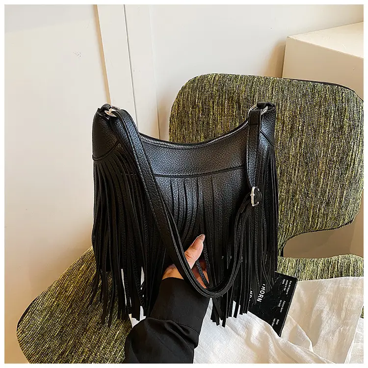 Black Tassel Shoulder Bag for Women Large Capacity — feature 10